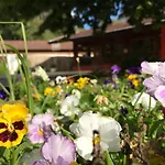 Garden Hotel